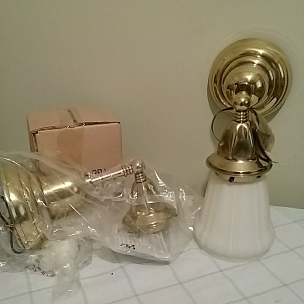 COPY - Vintage repro wall sconces lot of 2